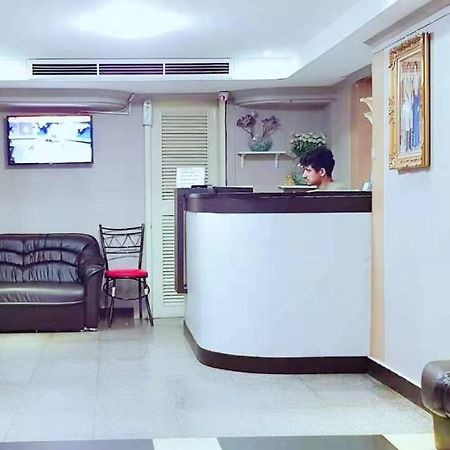 블루 마운트 호텔 방콕 외부 사진